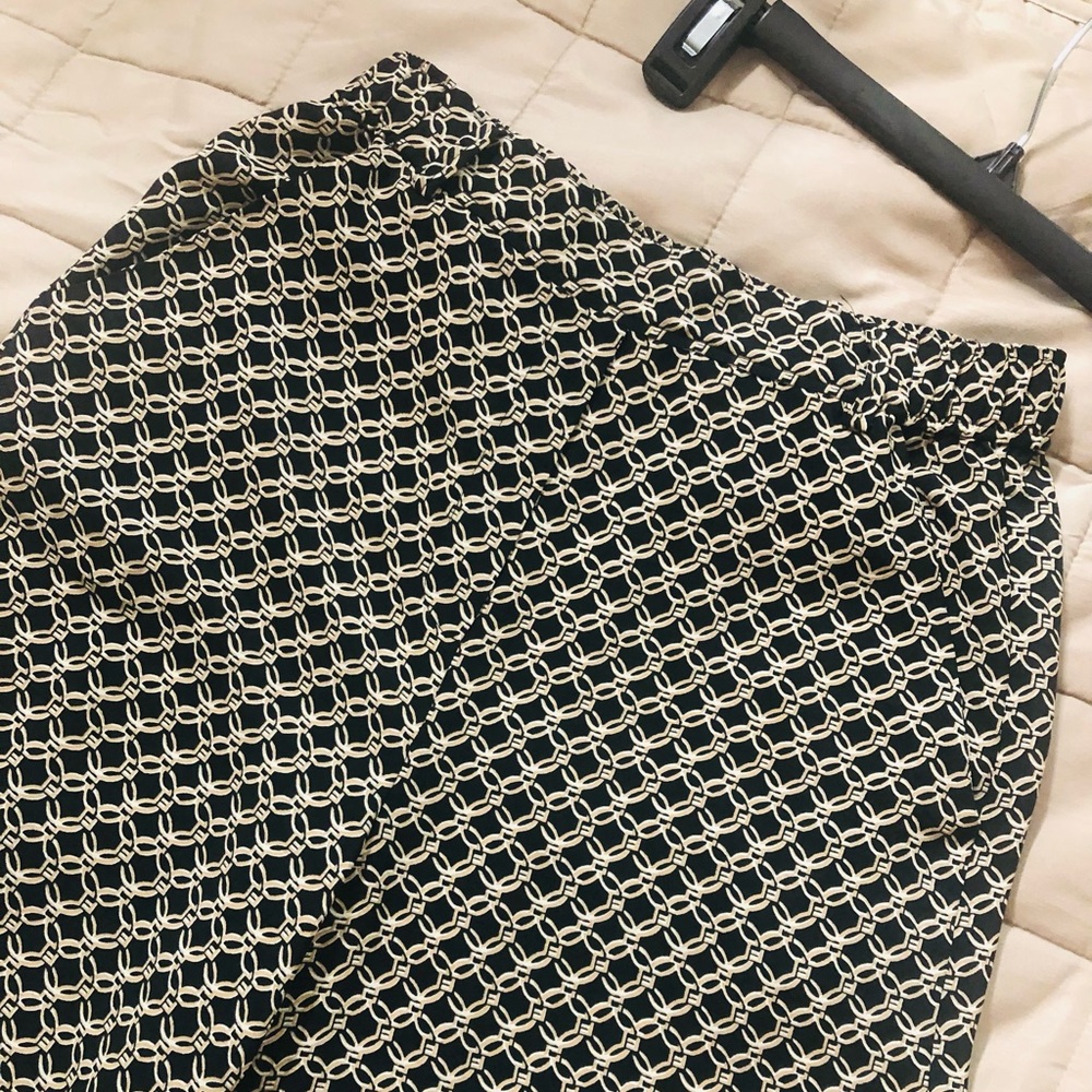 H&M pants size 4 barely used  , like new